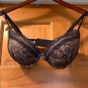 NWT push up bra